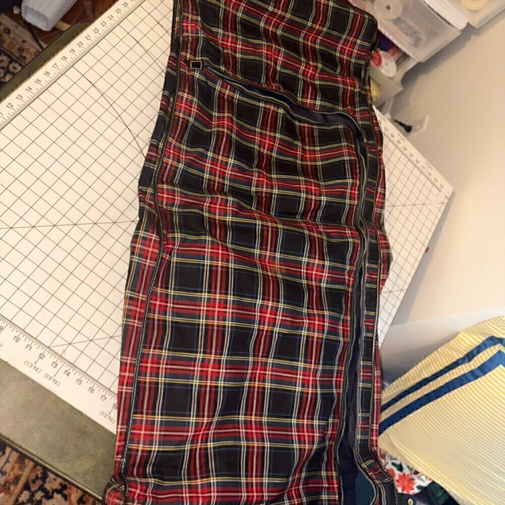 Vintage Tartan Plaid Hanging Suit Garment Bag - Leather Handle Original Hardware - Picture 9 of 12